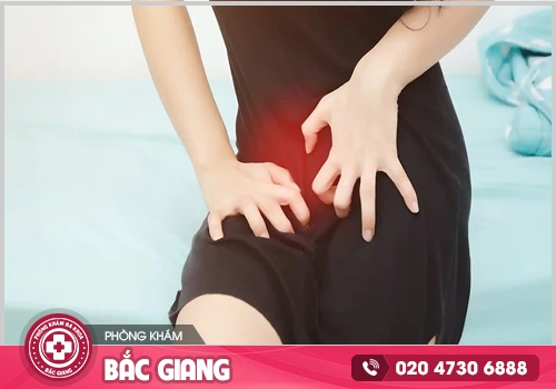 Nóng rát vùng kín là dấu hiệu của nhiều bệnh lý phụ khoa nguy hiểm. nóng rát vùng kín là bệnh gì